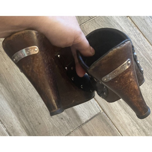 Womens Michael Kors Leather Studed Mules-Size 8 - Picture 8 of 9
